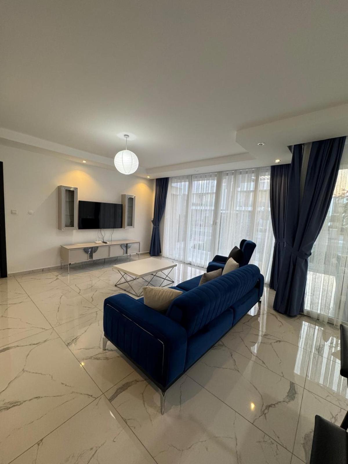 Apartment Four Seasons Life - Luxury - With 2 Bedrooms